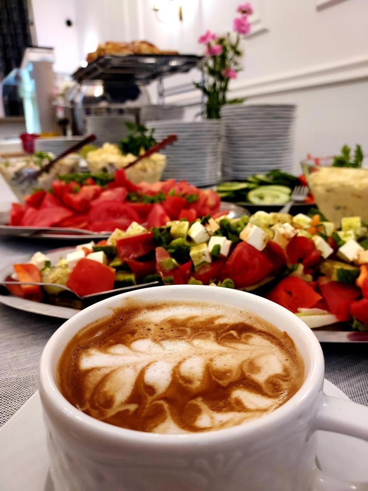 Savoy Bed and Breakfast Spała Εξωτερικό φωτογραφία