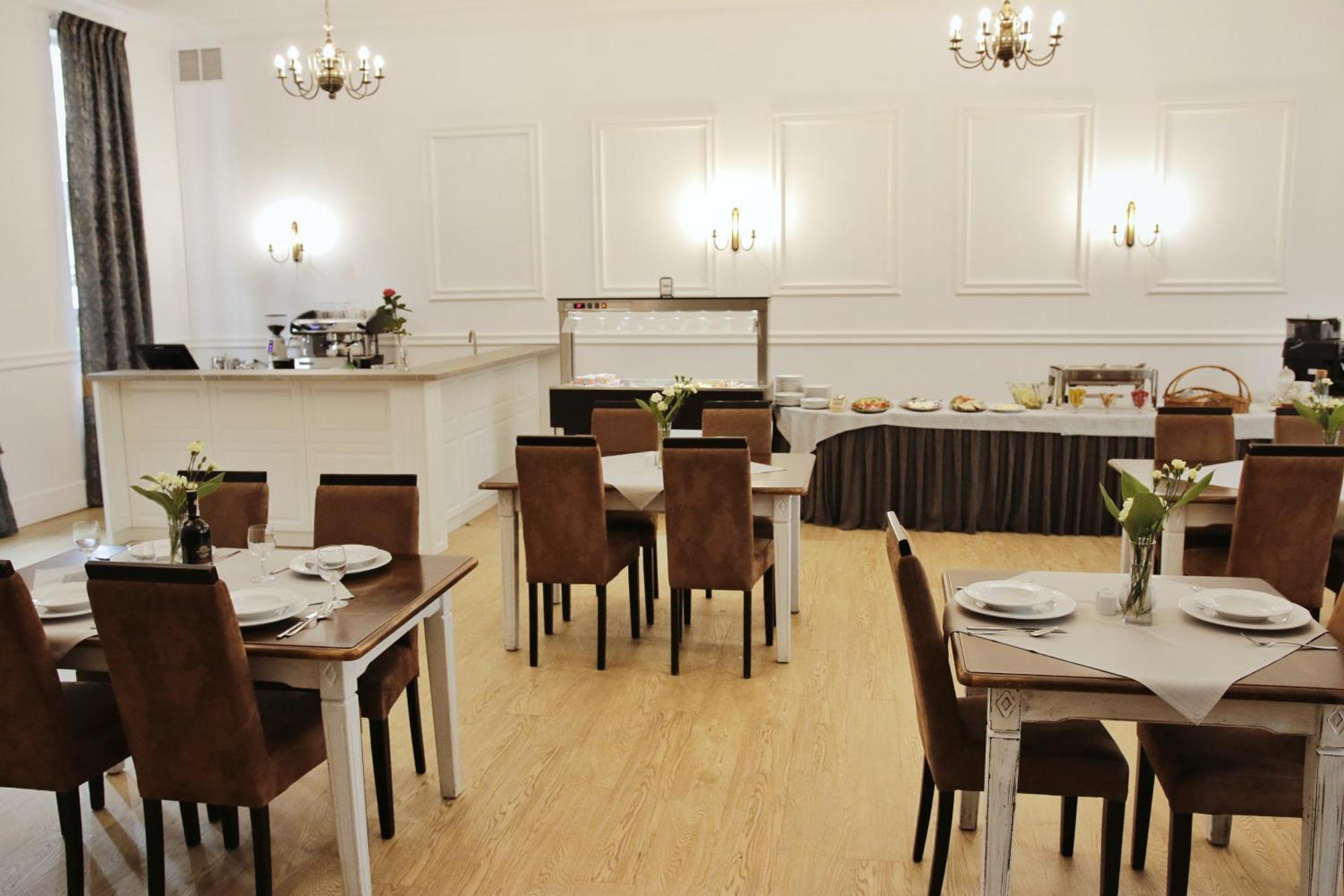 Savoy Bed and Breakfast Spała Εξωτερικό φωτογραφία