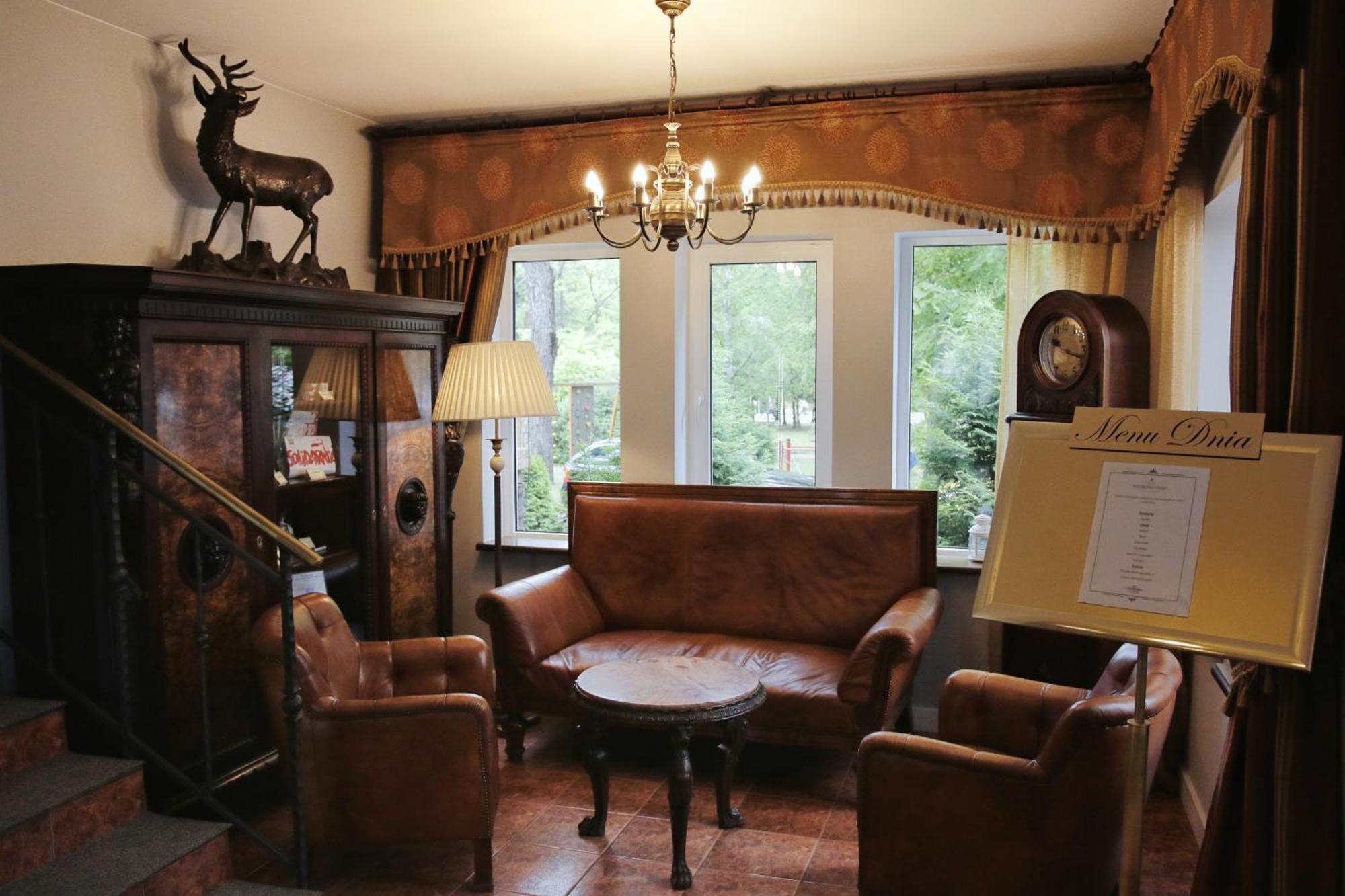 Savoy Bed and Breakfast Spała Εξωτερικό φωτογραφία