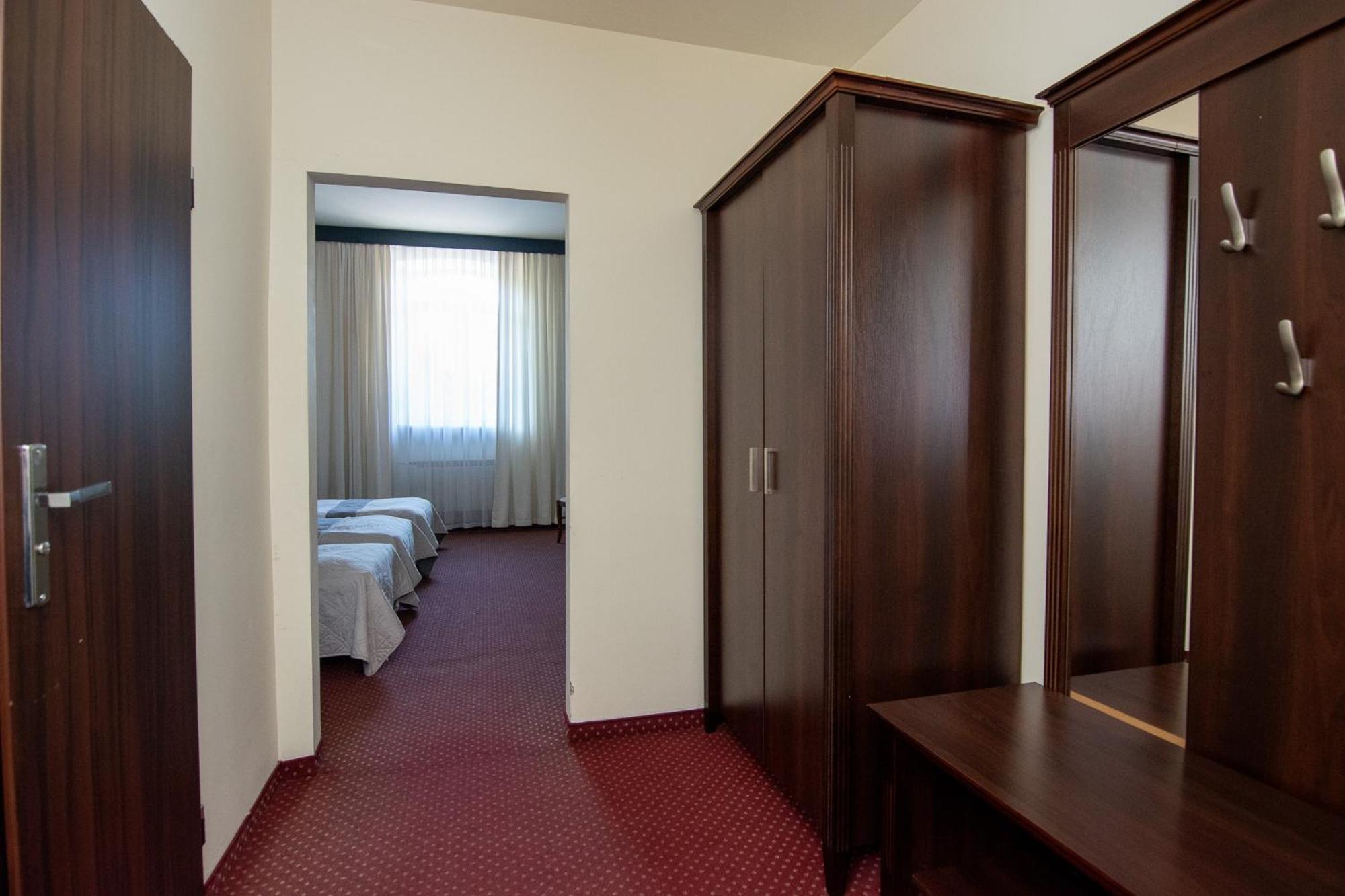 Savoy Bed and Breakfast Spała Εξωτερικό φωτογραφία